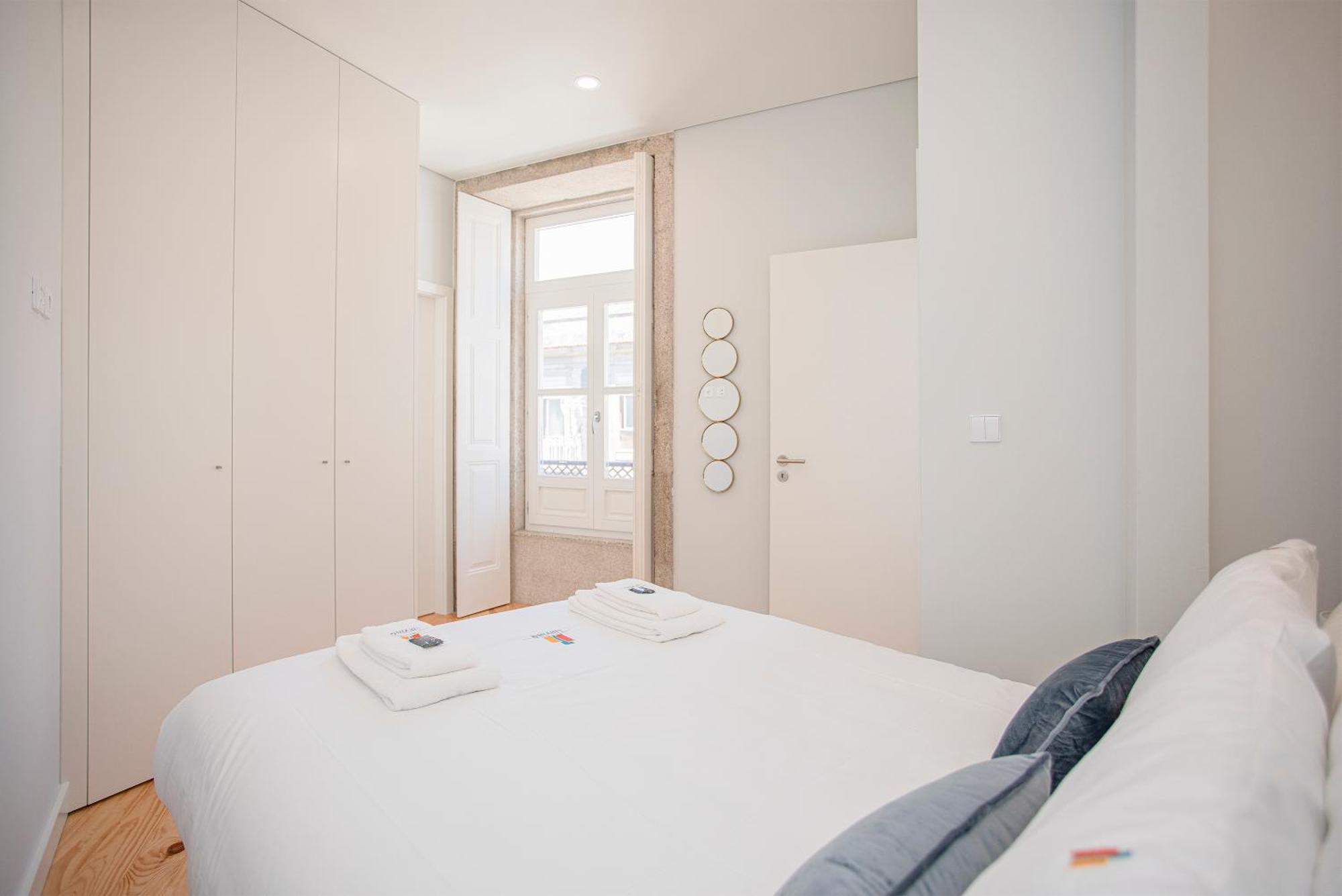 Liiiving In Porto - Aliados Stone Apartment מראה חיצוני תמונה