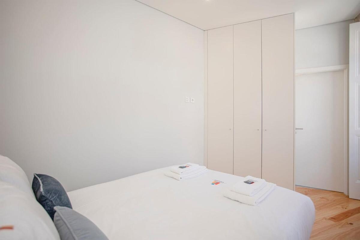 Liiiving In Porto - Aliados Stone Apartment מראה חיצוני תמונה