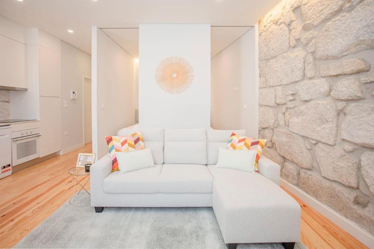 Liiiving In Porto - Aliados Stone Apartment מראה חיצוני תמונה